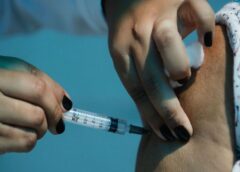 Anvisa atualiza andamento de análises de vacina contra covid-19