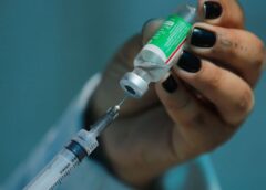 Anvisa debate regulamentação para importar vacinas pelo acordo Covax