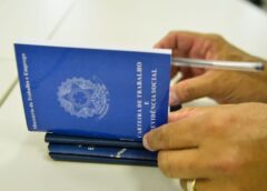 Indicador antecedente de emprego da FGV recua 2,2 pontos em janeiro