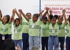 Alunos de Lagoa do Piauí encantam público em Colóquio de Literatura Infantil com apresentação sobre o Baobá
